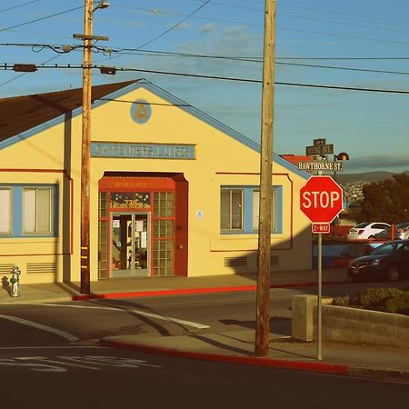 Monterey Hostel Luaran gambar