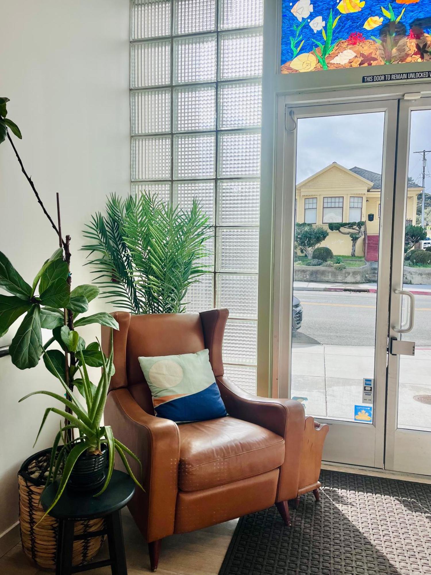 Monterey Hostel Luaran gambar