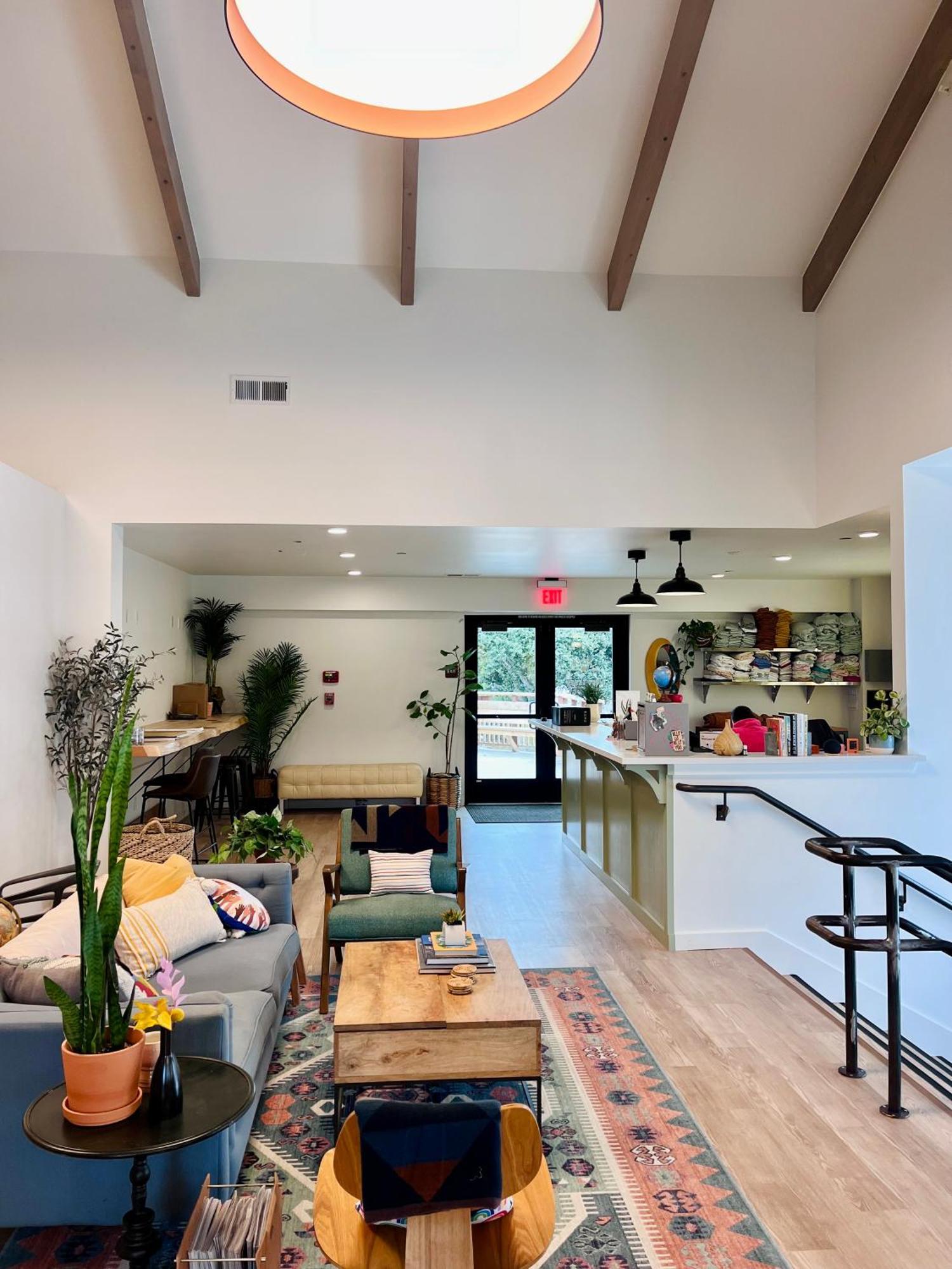 Monterey Hostel Luaran gambar