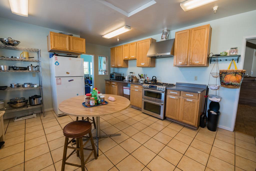 Monterey Hostel Luaran gambar