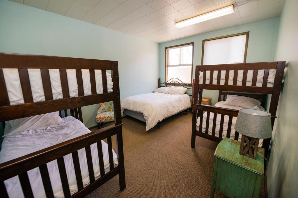 Monterey Hostel Luaran gambar