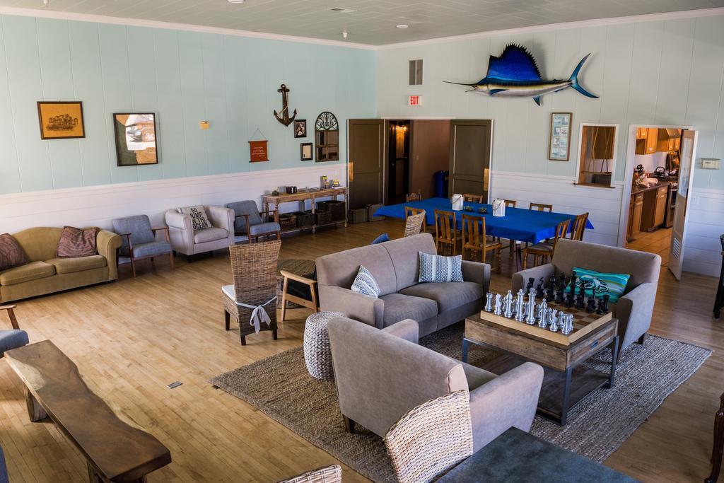 Monterey Hostel Luaran gambar